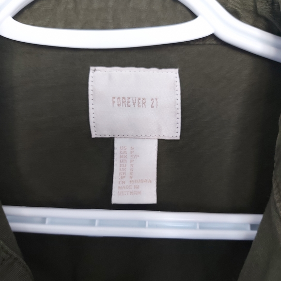 Cropped Shirt Jacket With Pom Pom Trim - Picture 6 of 6